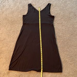 Soft, Stretchy, Athleta dress! Size is LT. Super easy to wear.
